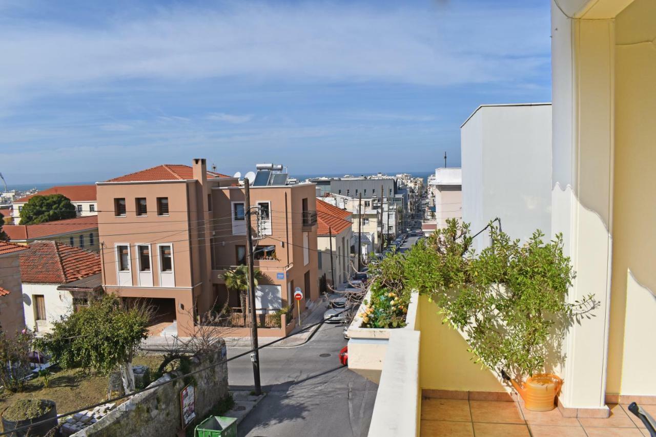 Marelen Apartment Near Chania Center Buitenkant foto